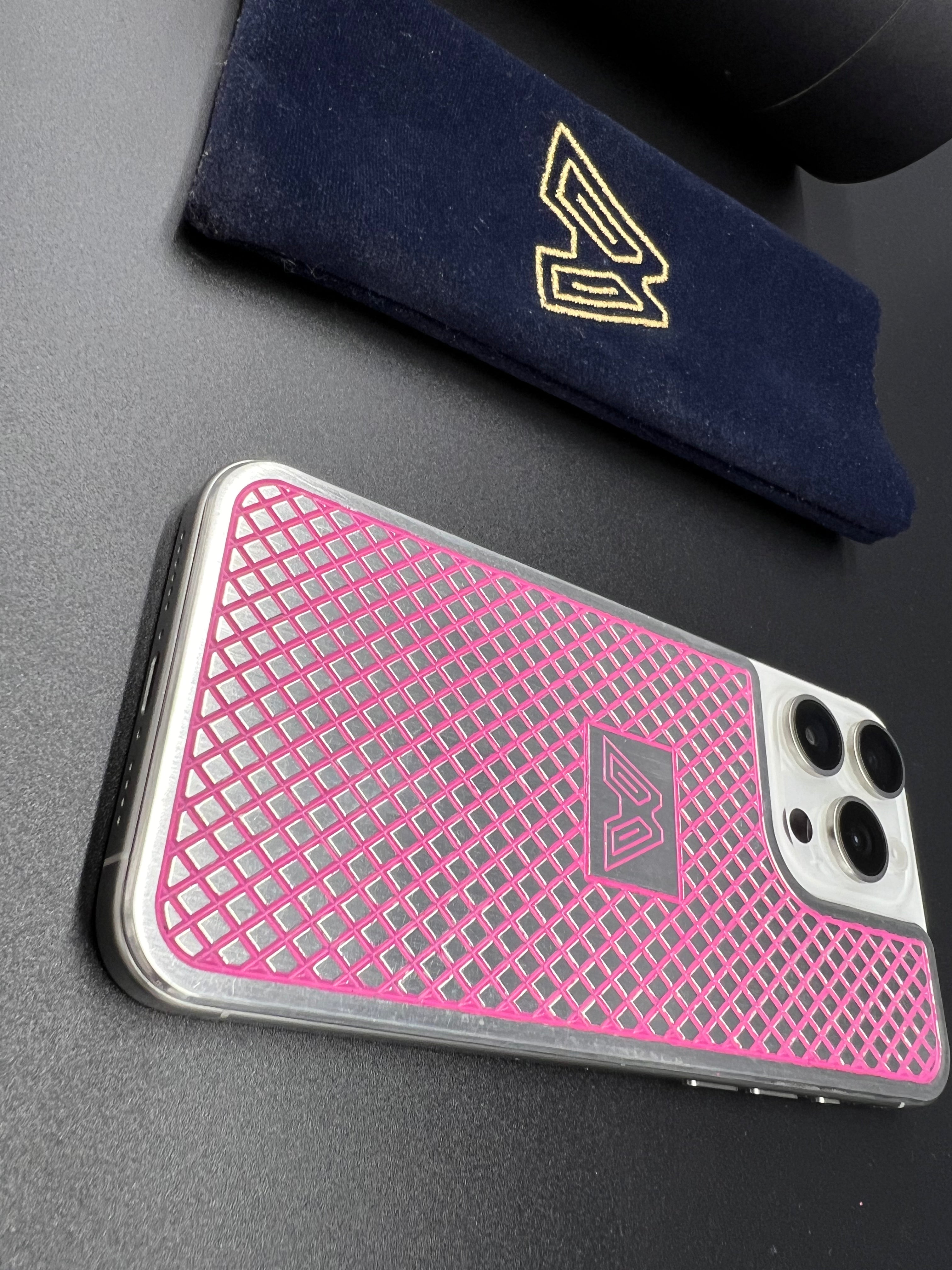 iPhone pink case